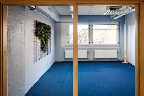Example of a medium leasable office space in startup hub A Grid