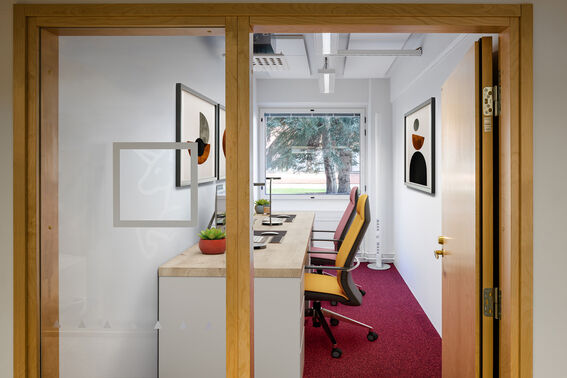 Digitally furnished small office